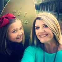 Courtney Hardee Photo 6