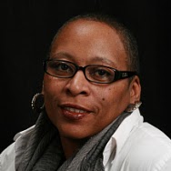 Lisa Cummings Photo 12