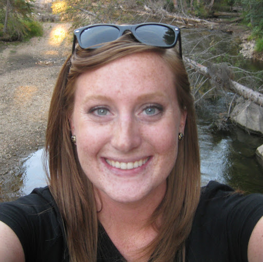 Annie Larsen Photo 3