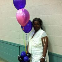 Maxine Simmons Photo 26