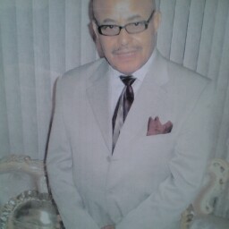Johnnie Thacker Photo 2