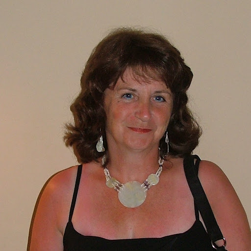 Rosalind Bell Photo 19