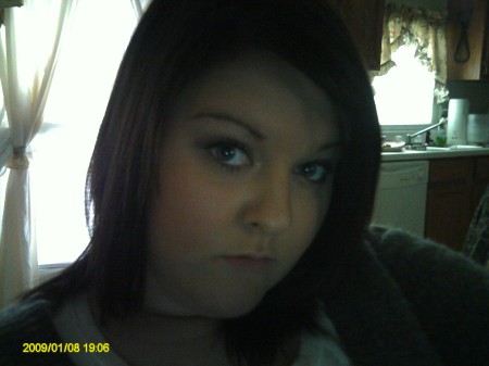 Alison Hughes Photo 23
