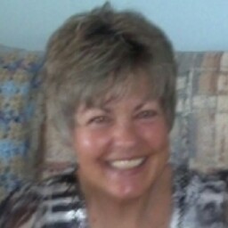 Toni Montgomery Photo 10