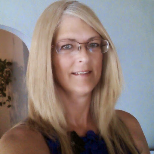 Traci Bailey Photo 16