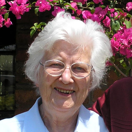 Jean Garner Photo 15
