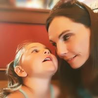 Amy Weeks Photo 8