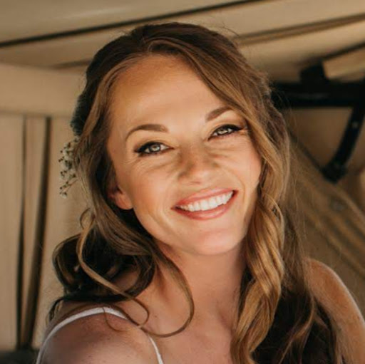 Jessie Hooper Photo 14