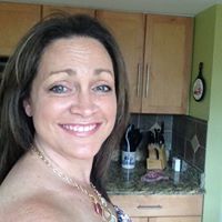 Elizabeth Skelton Photo 24