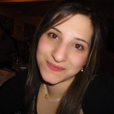Melissa Fernandes Photo 18