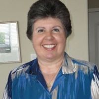 Evelyn Daly Photo 24