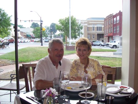 Linda Anderson Photo 7