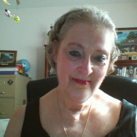 Carol Thomas Photo 11