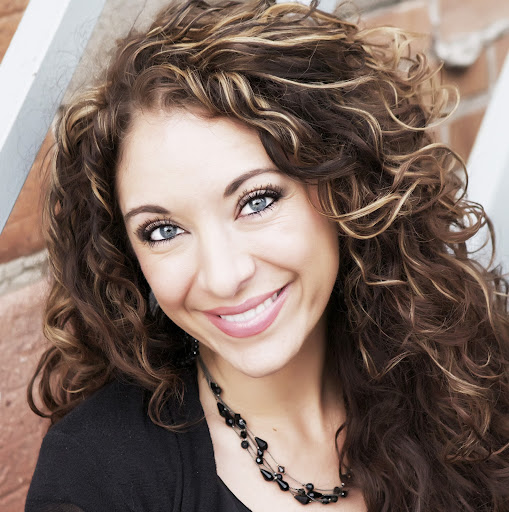 Heather Ferguson Photo 38