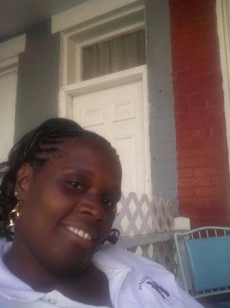 Denise White Photo 17