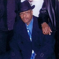 Carl Sims Photo 37