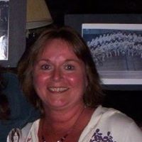 Joan Wells Photo 28
