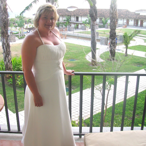 Jennifer Hein Photo 14