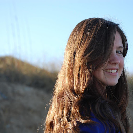 Elizabeth Vaughn Photo 17