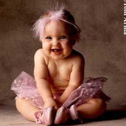 Nicole Lovato Photo 29