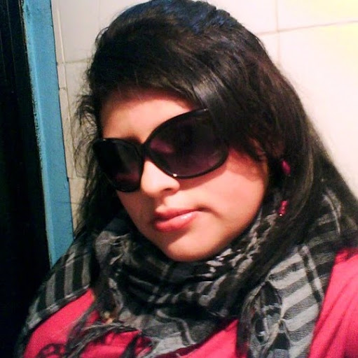 Kelly Suarez Photo 7