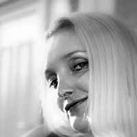 Mandy Draper Photo 15