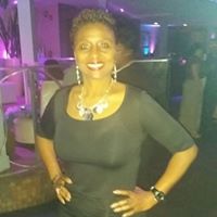 Sandra Magee Photo 24