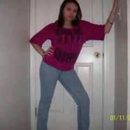 Tiffany Randolph Photo 14