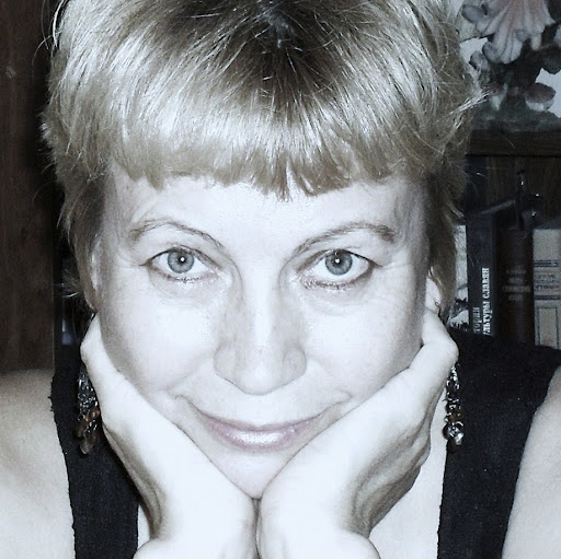 Helen Myers Photo 10