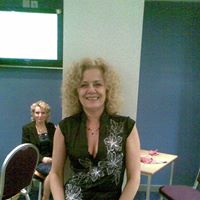 Jenny Robb Photo 32