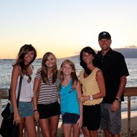 Holly Young Photo 11