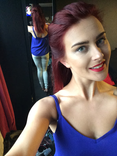 Amy Edwards Photo 19