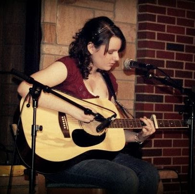 Carrie Hendricks Photo 14
