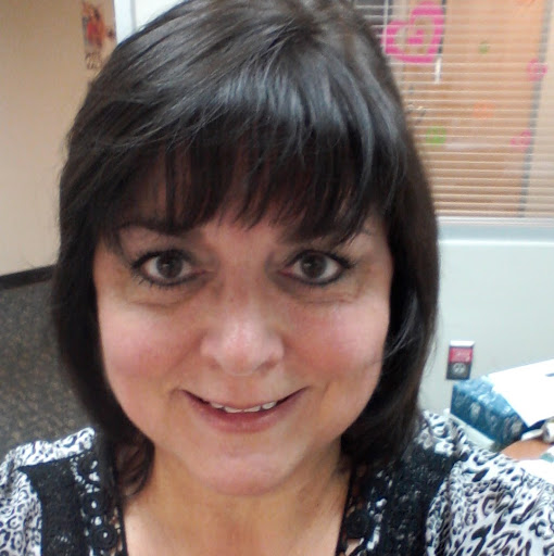 Janet Robinson Photo 7