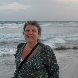 Carrie Prentice Photo 11