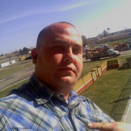 Jeremy Raymond Photo 34