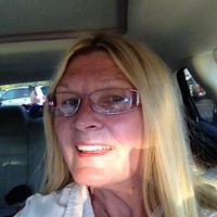 Julie Clausen Photo 25