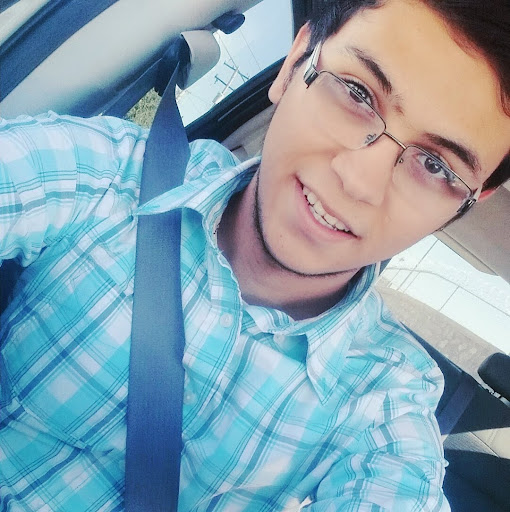 Israel Medina Photo 34