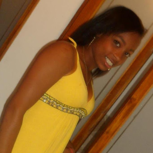 Ana Bonilla Photo 8