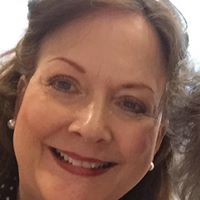 Linda Simmons Photo 37