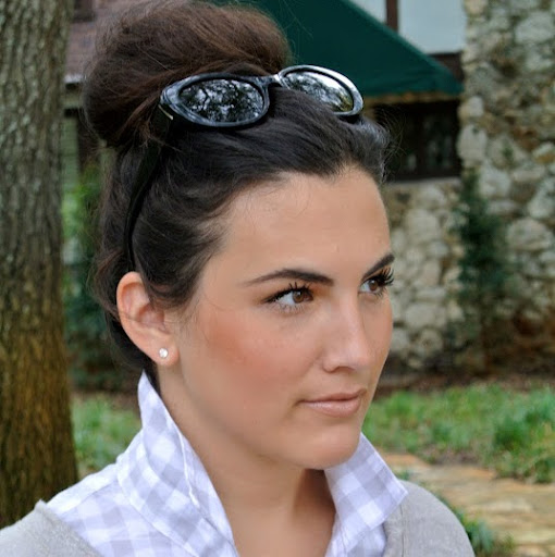 Emily Merrill Photo 22