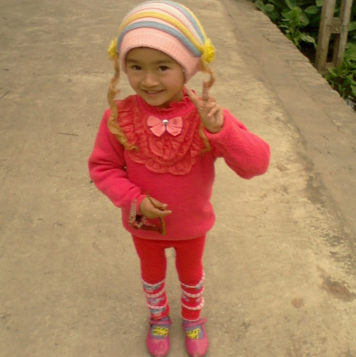 Hau Nguyen Photo 29