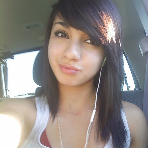Angelica Vigil Photo 20
