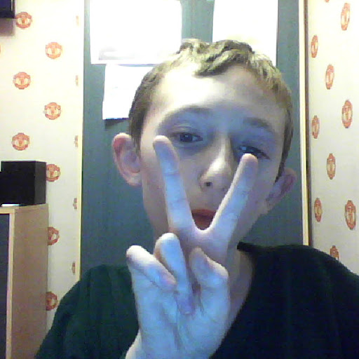 Dylan Bell Photo 10