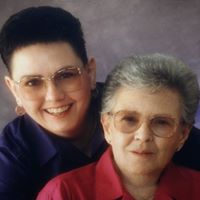 Karen Hammonds Photo 29