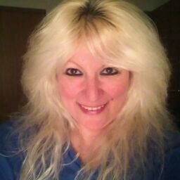 Debbie Delaney Photo 11