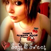 Michelle Laine Photo 10