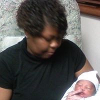 Ruthie James Photo 23