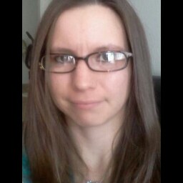 Amanda Jones Photo 22