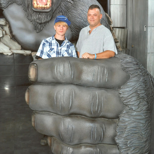 Tony Gregory Photo 29